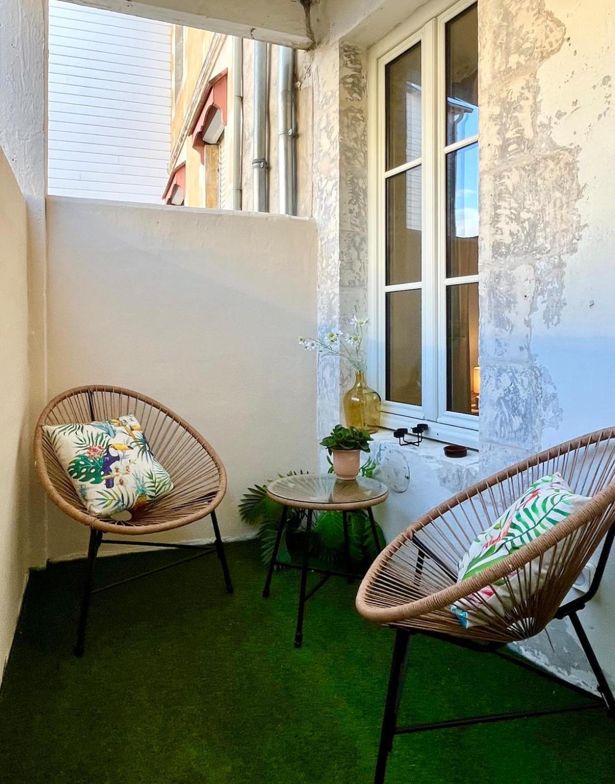 Appartement Escapade Vintage Avec Terrasse En Centre Historique à La Rochelle  Extérieur photo